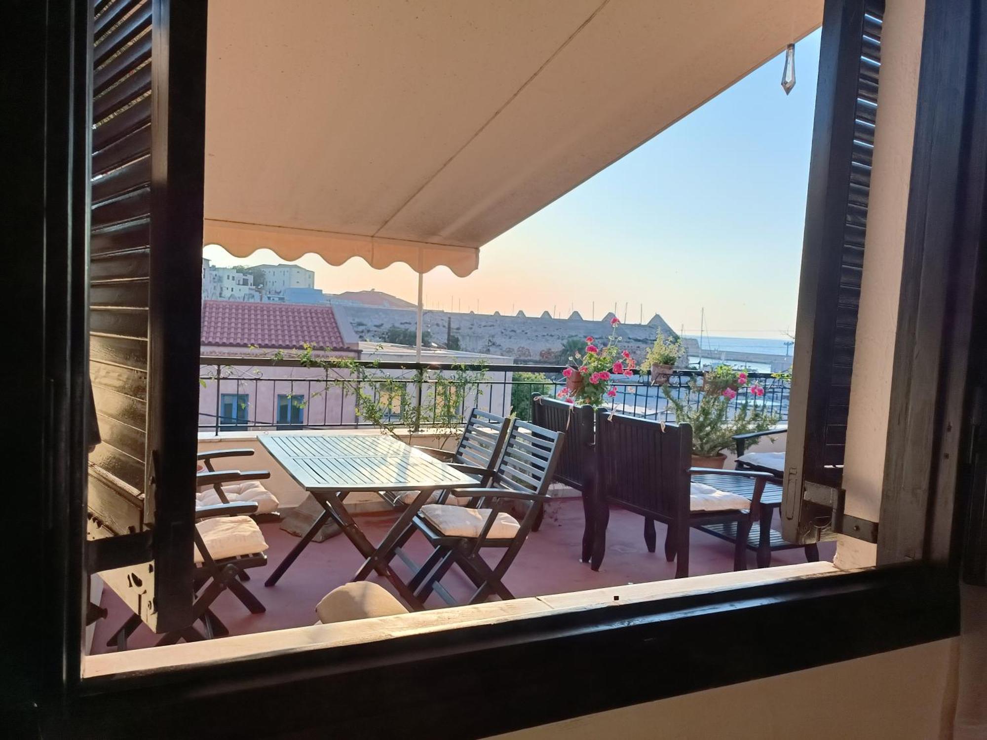 Rayon De Soleil Appartement Chania  Buitenkant foto